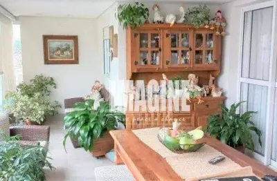 Apto na água rasa com 3 dorms sendo 1 suíte, 3 vagas, varanda gourmet, 124m²