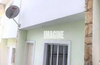 Sobrado em condomínio na penha com 2 dorms, 1 vaga, 47m²