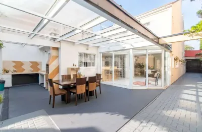 Casa com 3 quartos à venda na rua humberto ciccarino, 380, xaxim, curitiba por r$ 1.600.000