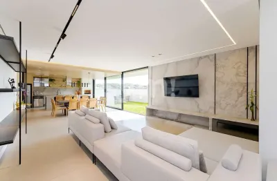 Casa em condomínio fechado com 3 quartos à venda na Rua Professor Alberto Krause, 1150, Tanguá, Almirante Tamandaré por R$ 2.800.000