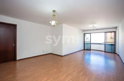 Apartamento com 4 quartos para alugar na avenida sete de setembro, 4519, batel, curitiba por r$ 3.490
