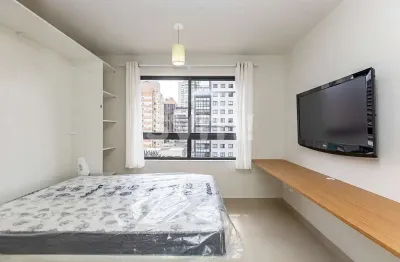 Apartamento com 1 quarto para alugar na Avenida Visconde de Guarapuava, 3070, Centro, Curitiba por R$ 2.750