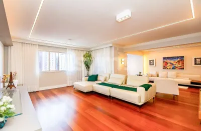 Apartamento com 2 quartos à venda na Rua Brasílio Itiberê, 4345, Água Verde, Curitiba por R$ 2.250.000