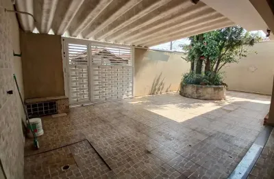 Casa com 3 quartos à venda na Avenida César Rodrigues Reis, 442, Balneário Maracanã, Praia Grande