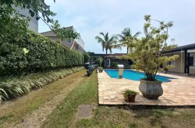 Casa com 3 quartos à venda na Rua das Dálias, 508, Balneário Flórida, Praia Grande