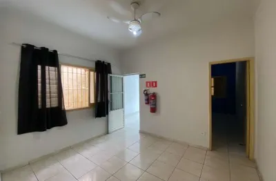 Ponto comercial com 3 salas para alugar na Rua Tupi, 335, Tupi, Praia Grande