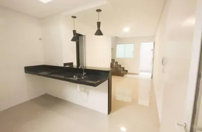 Casa em condomínio fechado com 2 quartos à venda na Rua Humorista Manoel de Nóbrega, 641, Vila Mirim, Praia Grande