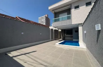 Casa com 3 quartos à venda na Rua Bororós, 313, Tupi, Praia Grande
