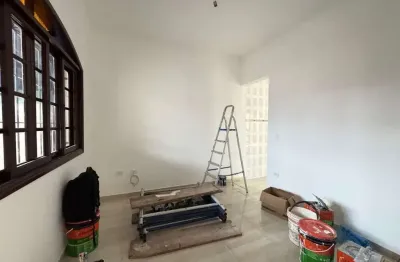 Casa com 2 quartos para alugar na Rua Líbero Badaró, 580, Vila Assunção, Praia Grande