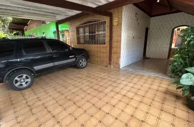 Casa com 2 quartos à venda na Rua Tamoios, 188, Tupi, Praia Grande