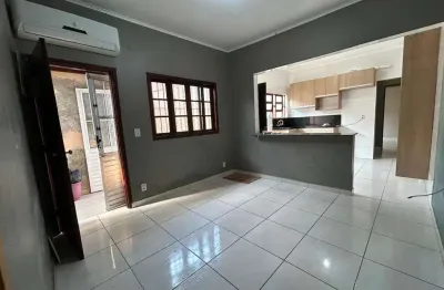 Casa com 2 dormitórios à venda, 100 m² por r$ 600.000,00 - aviação - praia grande/sp