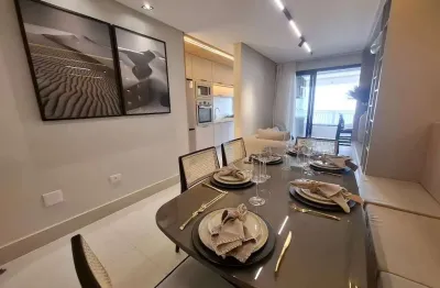 Apartamento decorado à venda na aviação em praia grande - sp.