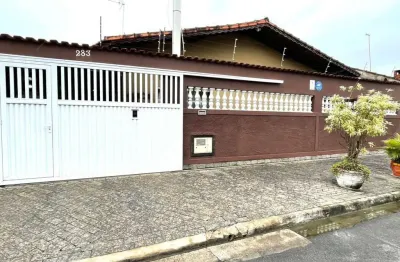 Casa com 2 dormitórios com piscina - praia grande/sp