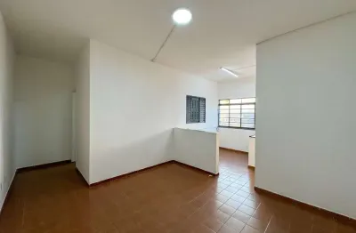 Apartamento com 01 dormitório amplo disponível para locação residencial e comercial em aviação - praia grande