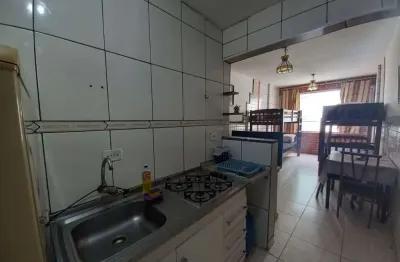 Kitnet com 1 dormitório para alugar, 30 m² por r$ 1.500,01/mês - vila guilhermina - praia grande/sp