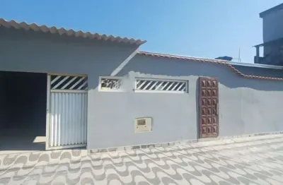Casa com 2 quartos para alugar na Rua Nilza Ferreira Genário, 18557, Cidade Ocian, Praia Grande
