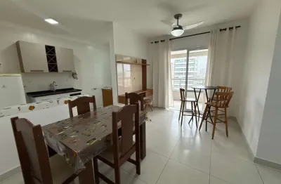 Apartamento no canto do forte disponível para compra ou locação