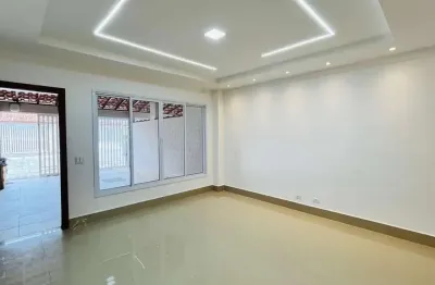 Sobrado com 3 dormitórios à venda, 159 m² por r$ 870.000,00 - vila guilhermina - praia grande/sp