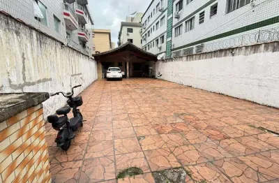 Casa com 3 dormitórios à venda, 200 m² por R$ 1.300.000,00 - Boqueirão - Praia Grande/SP