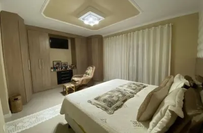 Comprar sobrado com 5 dormitórios e piscina bairro solemar - praia grande/sp