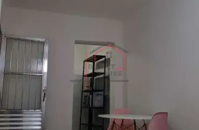 Casa com 1 quarto para alugar na Rua José Alves Cunha Lima, 558, Vila Butantã, São Paulo