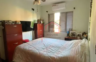 Casa de 220 m² com 4 quartos 2 vagas de garagem em jardim bonfiglioli  -  são paulo