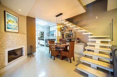 Casa em condomínio fechado com 3 quartos à venda na Chácara Pavoeiro, Cotia 