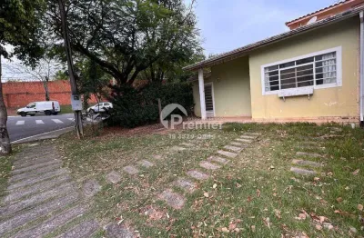 Casa de esquina com 2 dormitórios no condomínio moradas di itaici