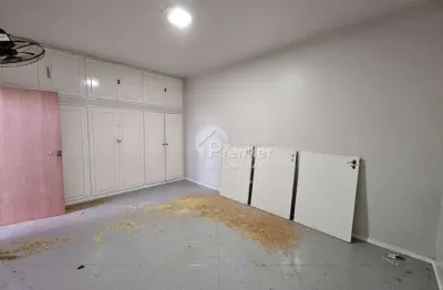 Casa Comercial com 5 Salas para Locação em Avenida de Grande Fluxo em Indaiatuba