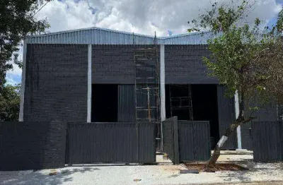 Barracão / Galpão / Depósito para alugar na Rua Topázio, Perobal, Arujá