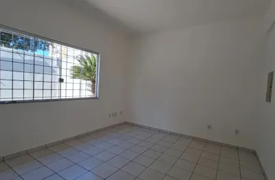 Casa com 2 quartos para alugar na Avenida Edgar Vieira, 65, Boa Esperança, Cuiabá