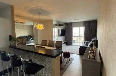 Lindo apartamento de 3 quartos totalmente mobiliado com muito bom gosto