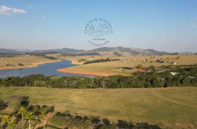 Terreno na beira da represa à venda no condomínio paiquerê em piracaia-sp
