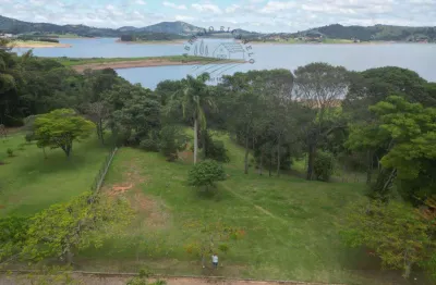 Dois lotes exclusivos à beira da represa no condomínio ponta das castanheiras!