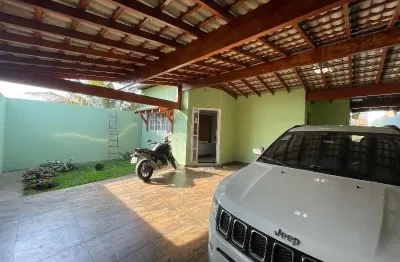 Casa com 4 quartos à venda na Cidade Nova, Pindamonhangaba  por R$ 450.000