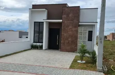 Casa com 3 quartos à venda no Loteamento Industrial Água Preta, Pindamonhangaba , 175 m2 por R$ 695.000
