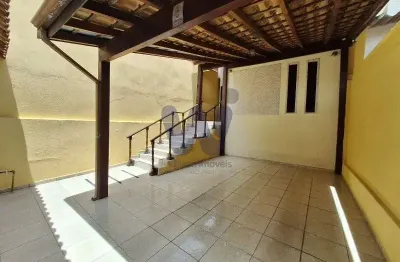 Casa com 4 quartos para alugar no Jardim Boa Vista, Pindamonhangaba , 225 m2 por R$ 4.000