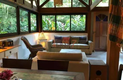 Casa com 3 quartos na praia de boiçucanga - são sebastião/sp
