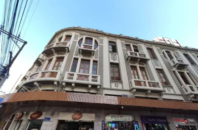 Sala comercial para alugar na Rua Halfeld, 513, Centro, Juiz de Fora