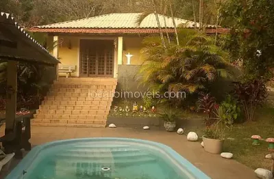 Chácara 3 quartos - 1.790 m2 em mont serrat - levi gasparian - rj
