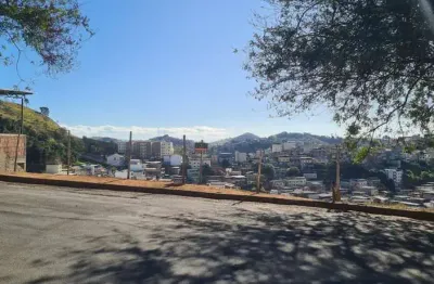 Terreno com vista privilegiada e grande potencial construtivo!