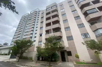 Apartamento três quartos, varanda, elevador e uma vaga numerada no granbery