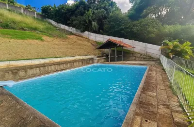 Casa com 4 quartos- 4 suítes e piscina - no bairro santa terezinha