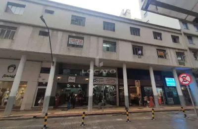 Sala comercial para alugar na Rua Mister Moore, 157, Centro, Juiz de Fora