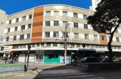 Excelente apartamento 3 quartos com garagem na itamar franco