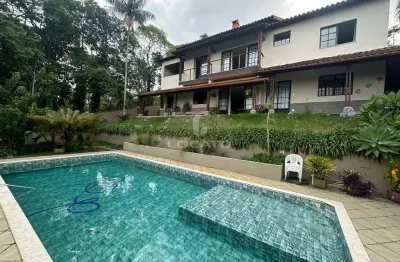 Casa com 5 quartos à venda na Rua da Neblina, Novo Horizonte, Juiz de Fora