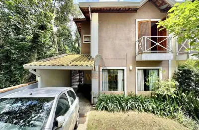 Cond. vila velha - 3 dorms / 1 sts, final de rua, muito verde!