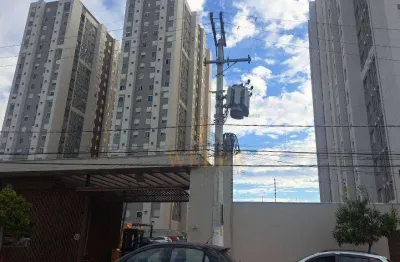 Apartamento em condominio com lazer e 2 dormitórios