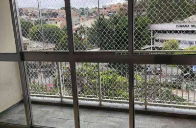 Apartamento com sacada e 1 vaga a 5 minutos do shopping taboão