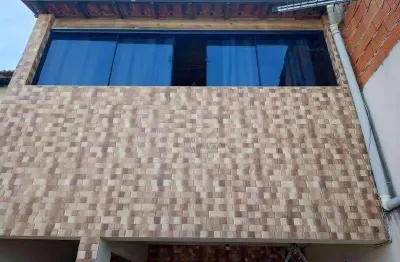 Imóvel com Quintal, Sala Ampla e Excelente Localização próximo Metrô Campo Limpo